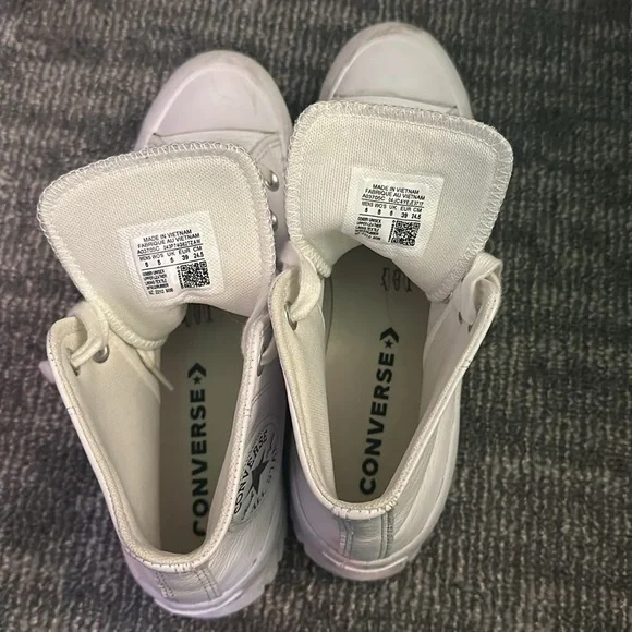 Converse - Picture 5 of 5